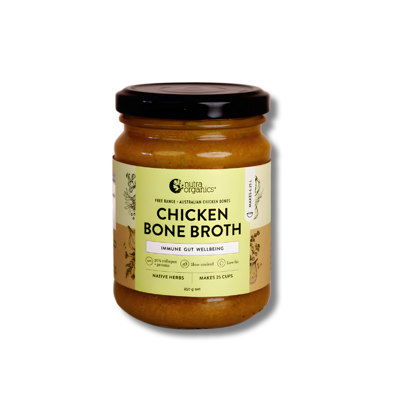 Organic chicken bone broth concentrate – collagen-rich wellness product